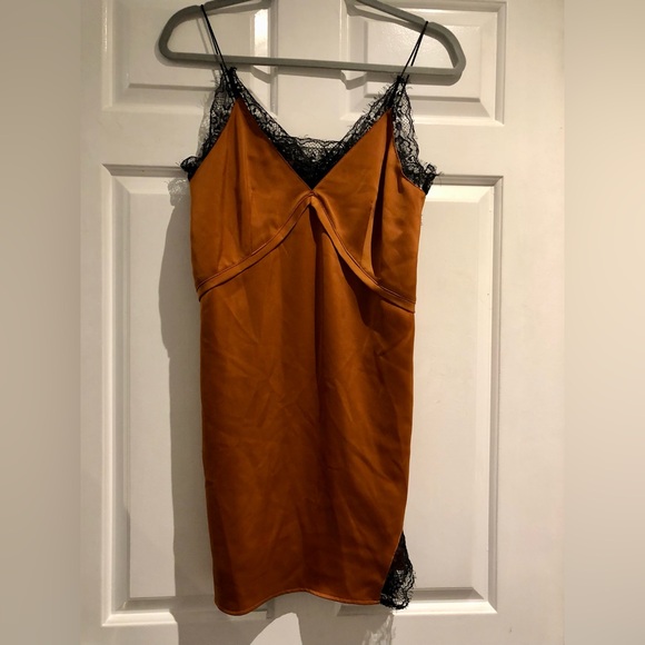 NWOT Missguided Terracotta Brown Mini Satin Slip Dress with Lace Trim - Size 6 - Picture 8 of 8